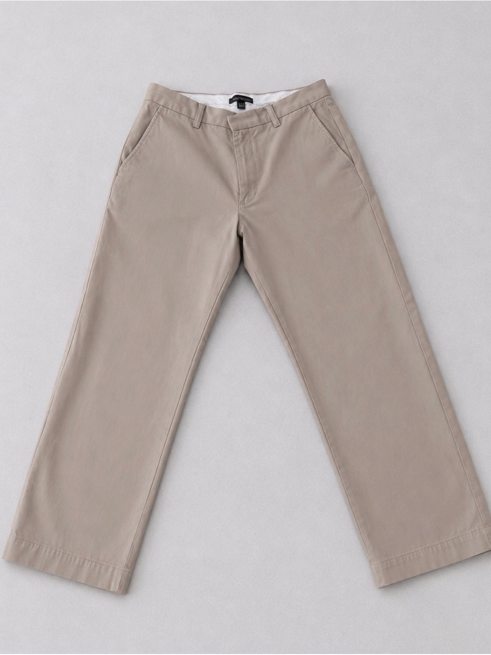 Banana Republic Men's Chinos in Light Khaki | Size 32/30